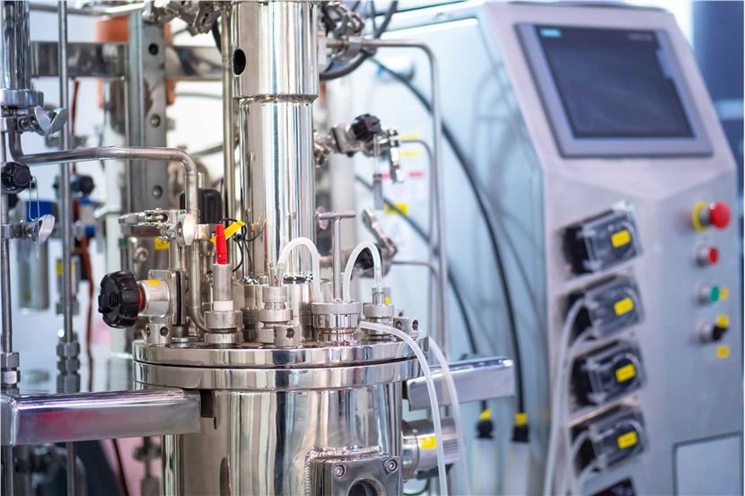 A slide showcasing Automated Bioreactors as part of the Vaccine GMP Manufacturing Solution.